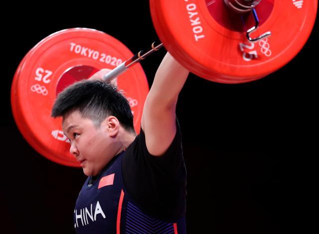 开云中国-过去三年，汪周雨只干了一件事：参赛，顺便包揽三冠